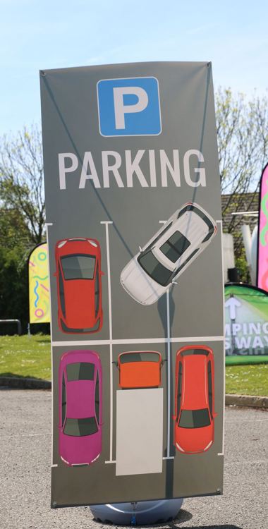 Outdoor pop up banner