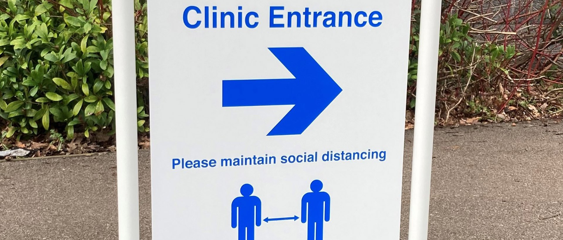 Swinging Pavement Sign